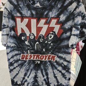 VINTAGE KISS T-SHIRT